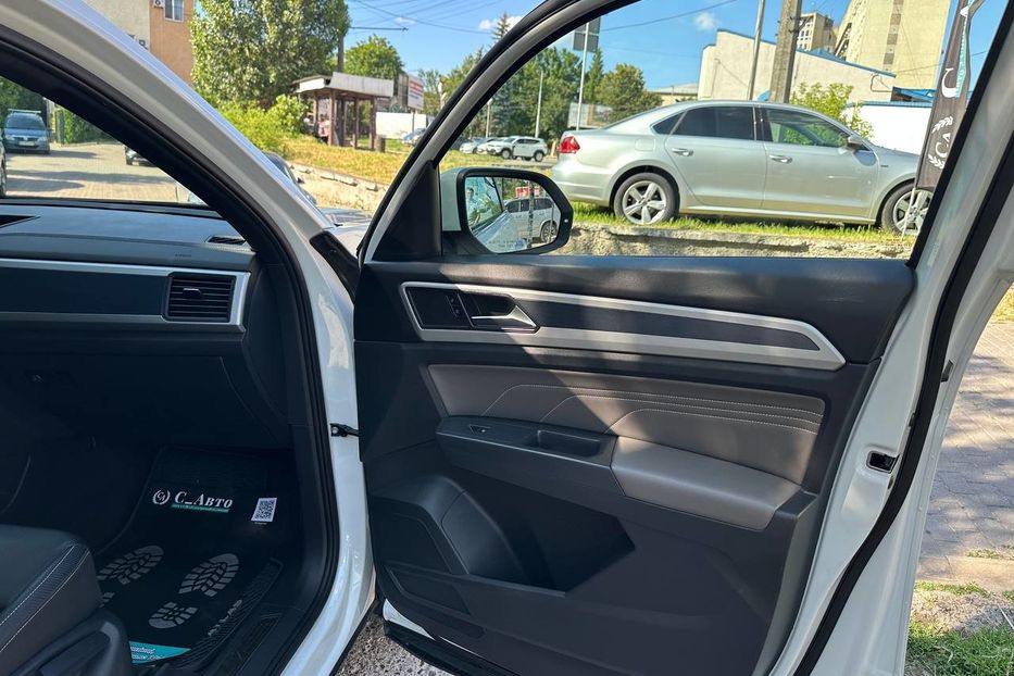 Продам Volkswagen Atlas R-Line 2021 года в Черновцах