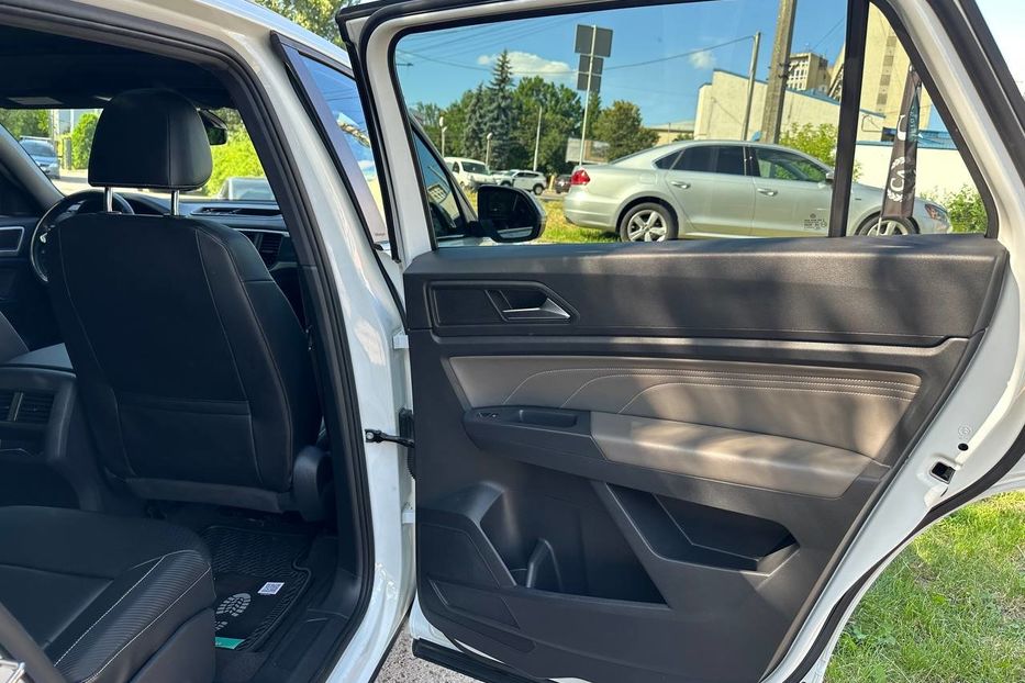Продам Volkswagen Atlas R-Line 2021 года в Черновцах
