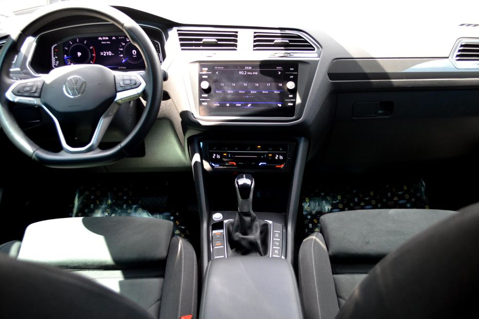 Продам Volkswagen Tiguan 2021 года в Одессе