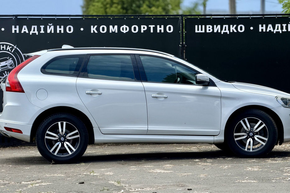 Продам Volvo XC60 2.4 MT (163 к.с.) AWD  2014 года в Киеве