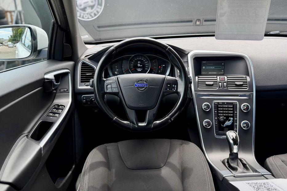Продам Volvo XC60 2.4 MT (163 к.с.) AWD  2014 года в Киеве
