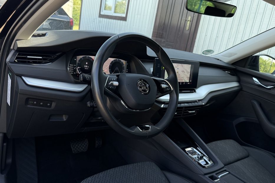 Продам Skoda Octavia А8 2.0TDI 150кс МАСАЖ, FUL LED 2023 года в Львове