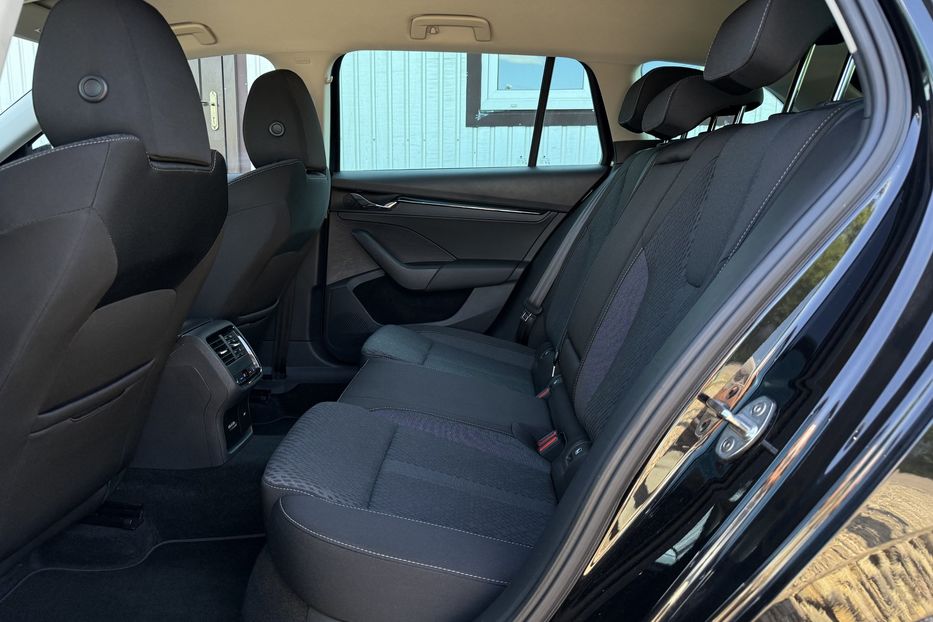 Продам Skoda Octavia А8 2.0TDI 150кс МАСАЖ, FUL LED 2023 года в Львове