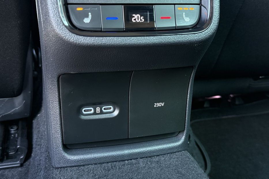 Продам Skoda Octavia А8 2.0TDI 150кс МАСАЖ, FUL LED 2023 года в Львове