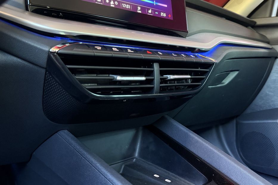 Продам Skoda Octavia А8 2.0TDI 150кс МАСАЖ, FUL LED 2023 года в Львове