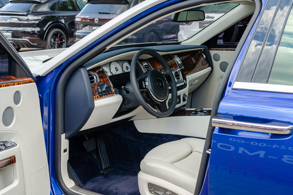 Продам Rolls-Royce Ghost 2015 года в Киеве