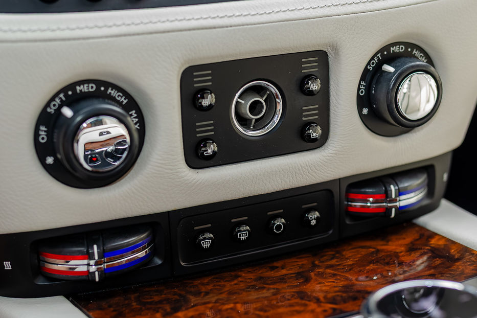 Продам Rolls-Royce Ghost 2015 года в Киеве