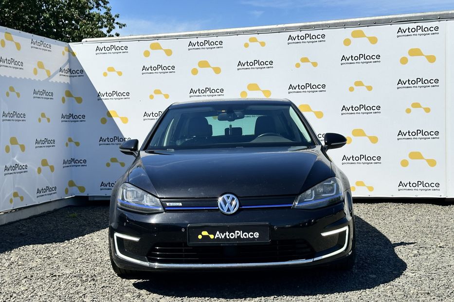 Продам Volkswagen e-Golf 2016 года в Луцке
