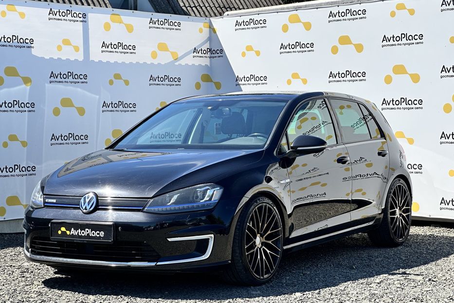 Продам Volkswagen e-Golf 2016 года в Луцке