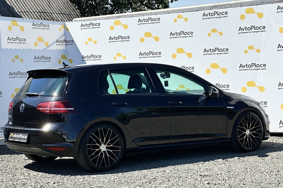 Продам Volkswagen e-Golf 2016 года в Луцке