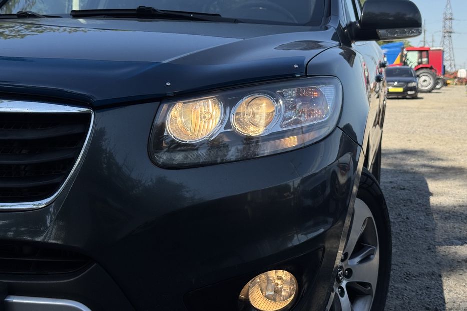 Продам Hyundai Santa FE COMIS 4x4 7-місць 2011 года в г. Умань, Черкасская область