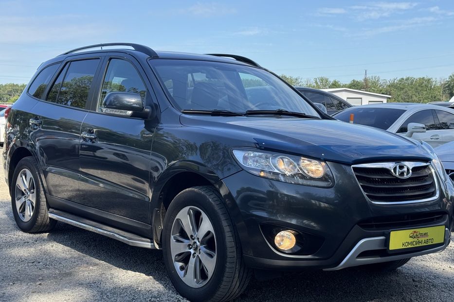 Продам Hyundai Santa FE COMIS 4x4 7-місць 2011 года в г. Умань, Черкасская область