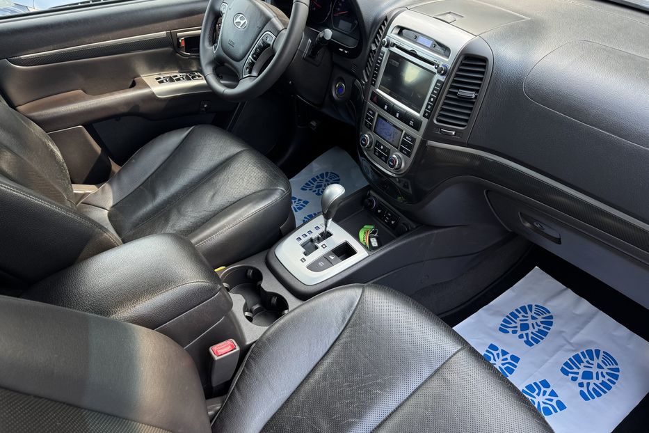 Продам Hyundai Santa FE COMIS 4x4 7-місць 2011 года в г. Умань, Черкасская область