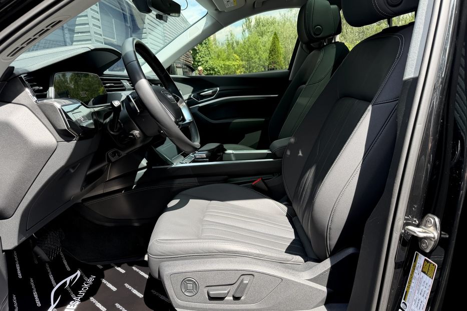 Продам Audi Q8 E-Tron Premium Plus 2023 года в Киеве