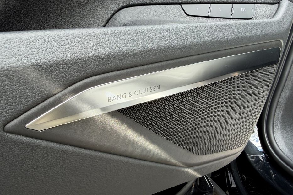 Продам Audi Q8 E-Tron Premium Plus 2023 года в Киеве