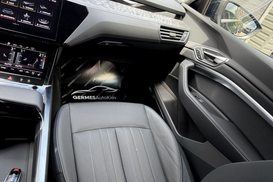 Продам Audi Q8 E-Tron Premium Plus 2023 года в Киеве