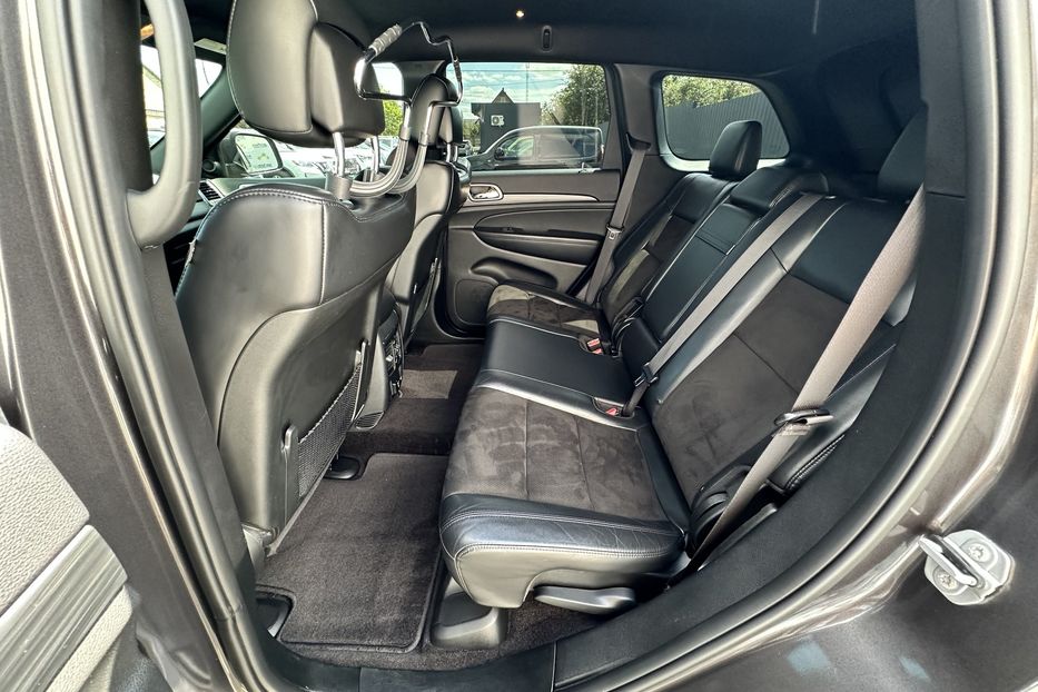 Продам Jeep Grand Cherokee 2018 года в Луцке