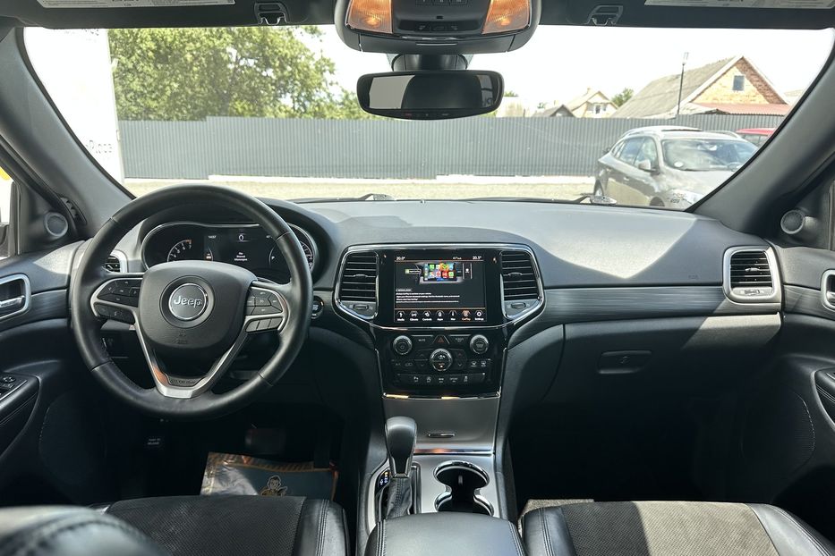 Продам Jeep Grand Cherokee 2018 года в Луцке