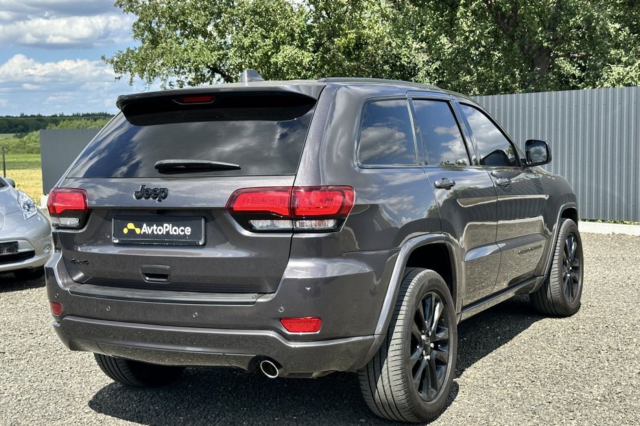 Продам Jeep Grand Cherokee 2018 года в Луцке
