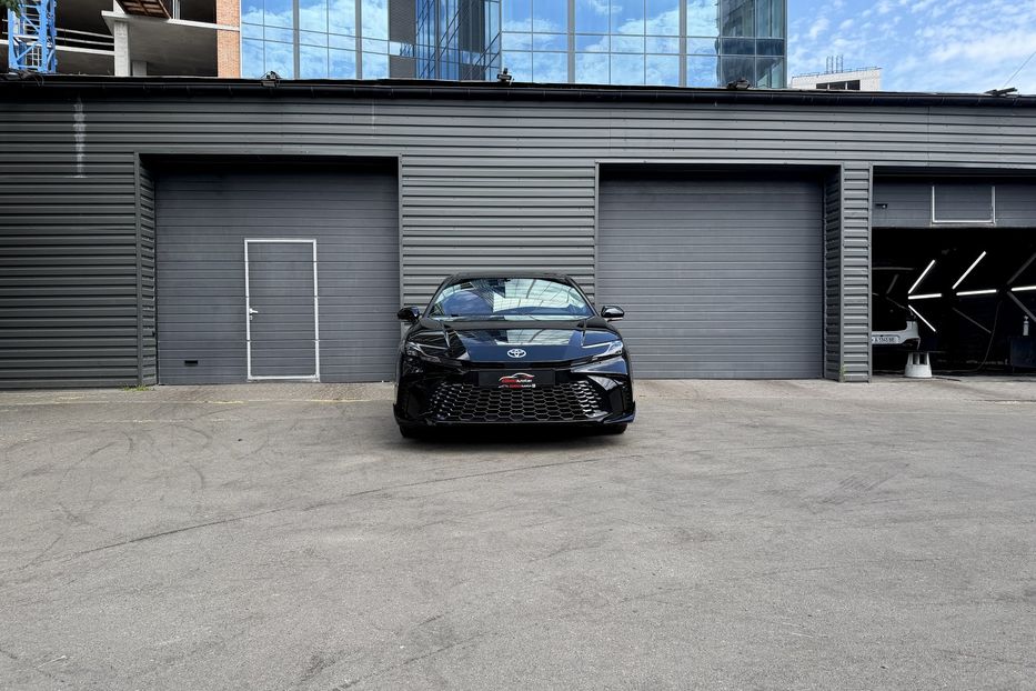 Продам Toyota Camry XSE HEV e-CVT AWD 2024 года в Киеве