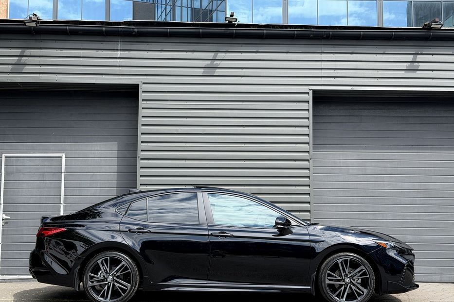 Продам Toyota Camry XSE HEV e-CVT AWD 2024 года в Киеве