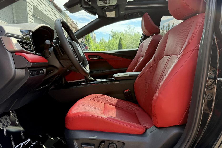 Продам Toyota Camry XSE HEV e-CVT AWD 2024 года в Киеве