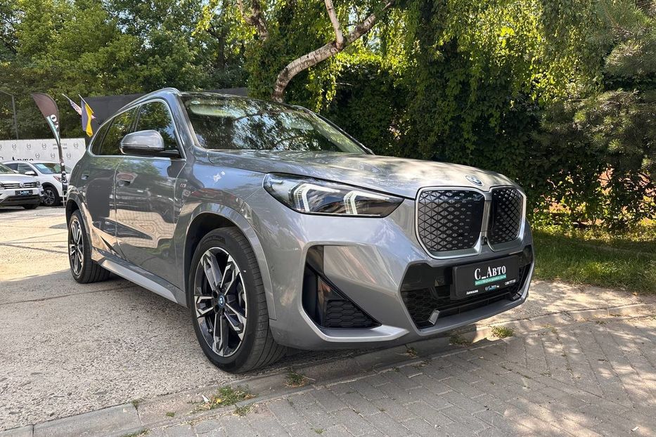Продам BMW iX1 30L M-Package 2023 года в Черновцах