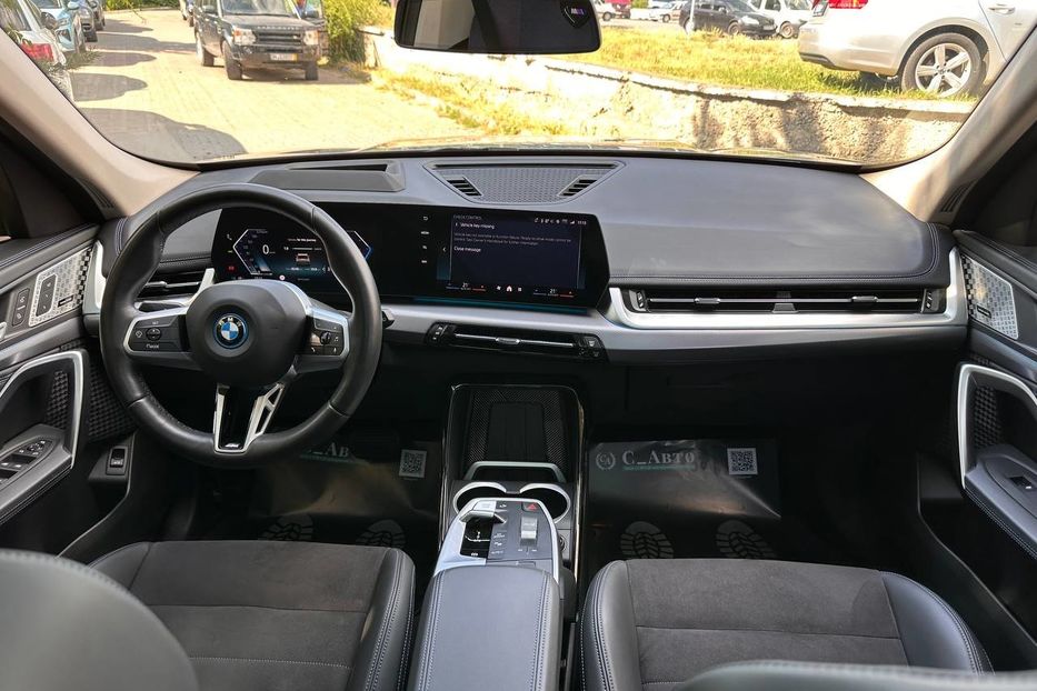 Продам BMW iX1 30L M-Package 2023 года в Черновцах