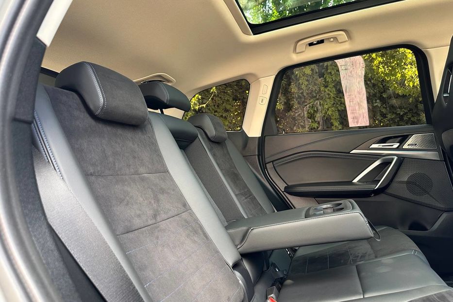 Продам BMW iX1 30L M-Package 2023 года в Черновцах