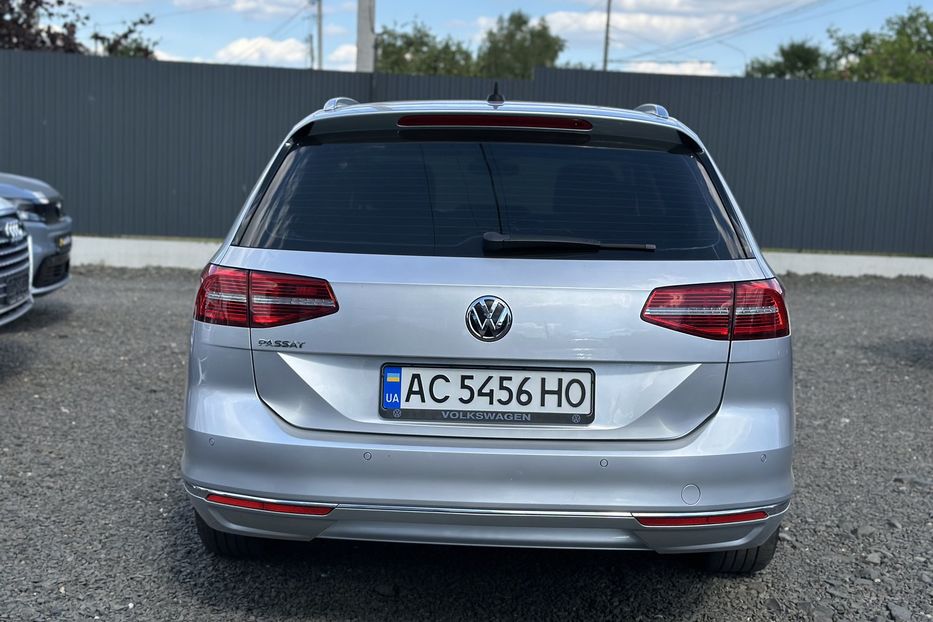Продам Volkswagen Passat B8 2018 года в Луцке