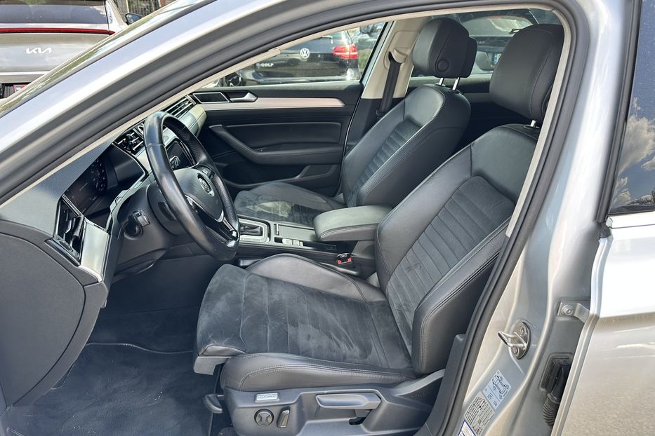Продам Volkswagen Passat B8 2018 года в Луцке