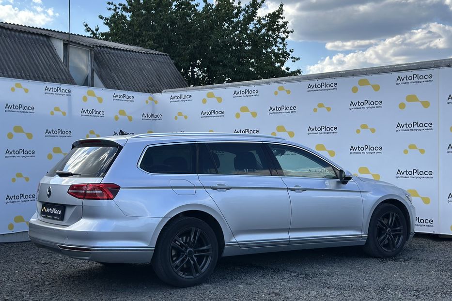 Продам Volkswagen Passat B8 2018 года в Луцке