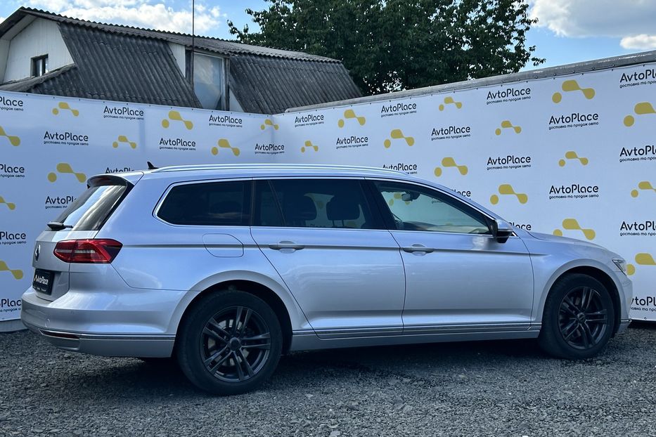 Продам Volkswagen Passat B8 2018 года в Луцке