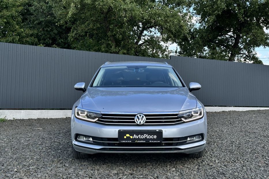 Продам Volkswagen Passat B8 2018 года в Луцке