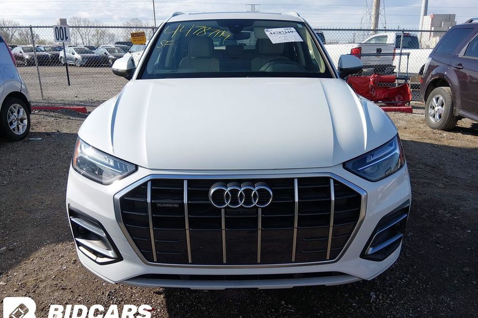 Продам Audi Q5  Premium Plus 45 Quattro  2021 года в Львове