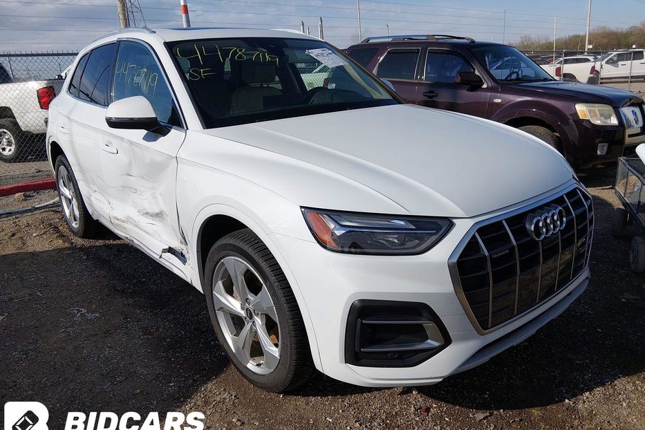 Продам Audi Q5  Premium Plus 45 Quattro  2021 года в Львове
