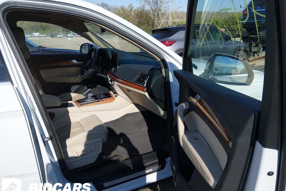 Продам Audi Q5  Premium Plus 45 Quattro  2021 года в Львове