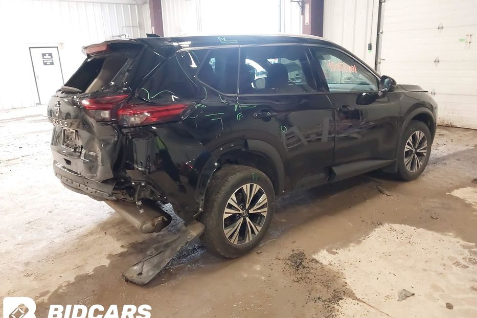 Продам Nissan Rogue Sv Intelligent Awd 2021 года в Львове