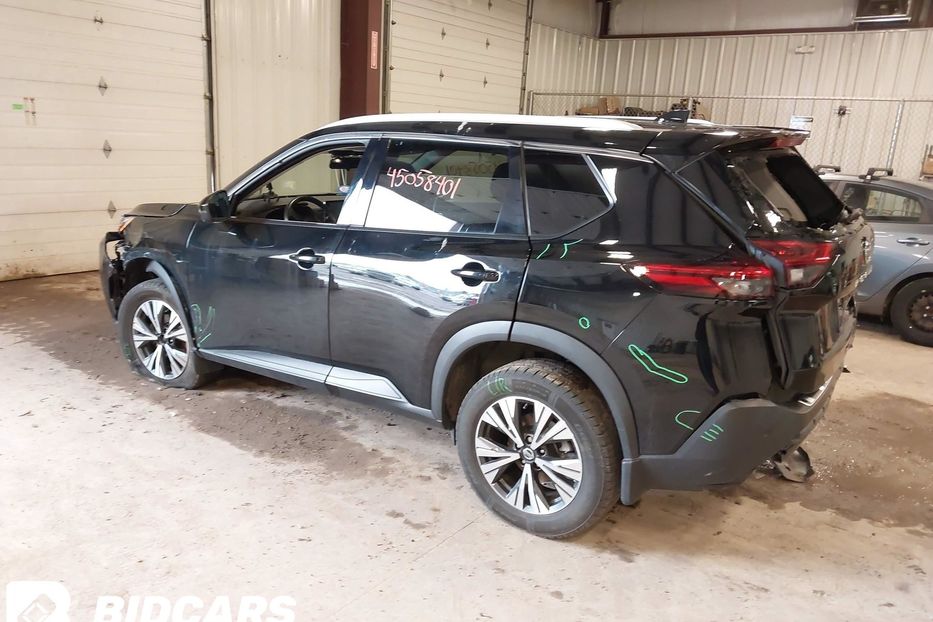 Продам Nissan Rogue Sv Intelligent Awd 2021 года в Львове