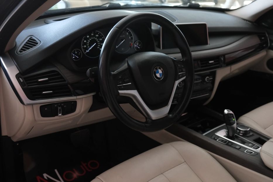 Продам BMW X5 2016 года в Одессе