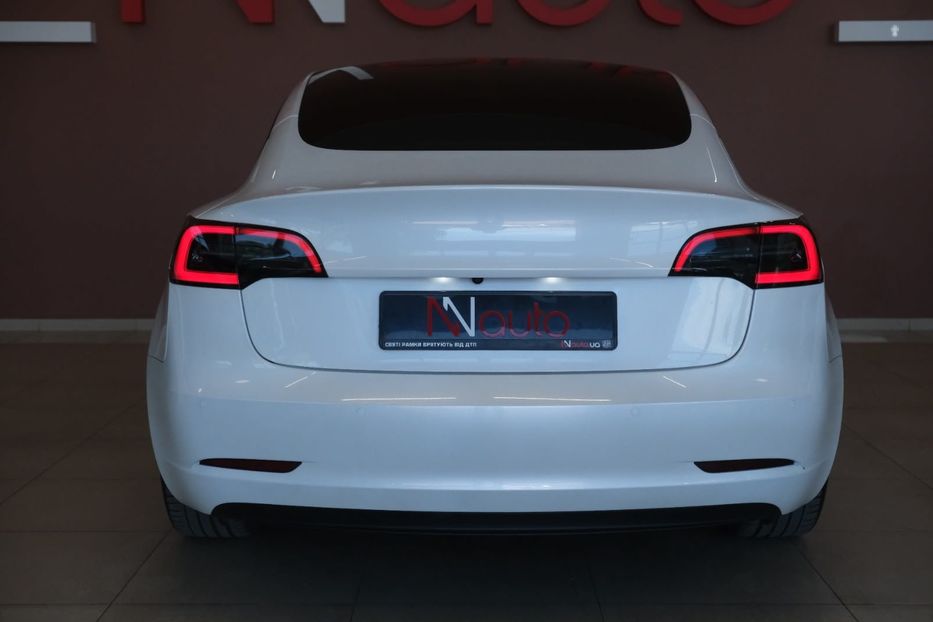 Продам Tesla Model 3 2021 года в Одессе