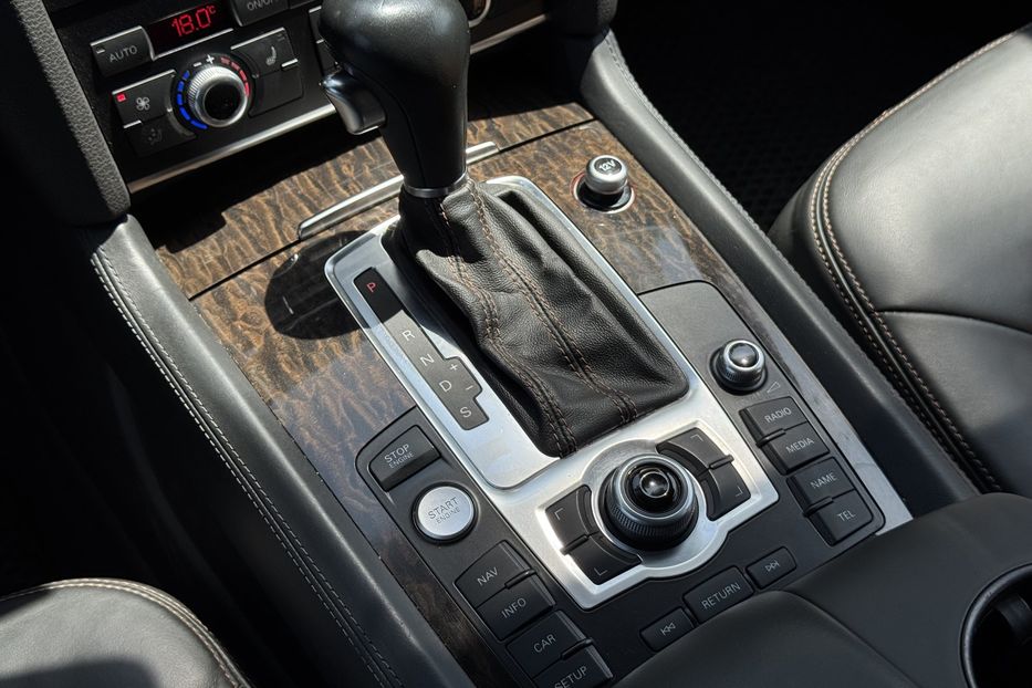 Продам Audi Q7 COMIS 4x4 2010 года в г. Умань, Черкасская область