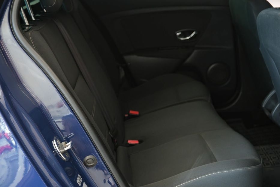 Продам Renault Megane 2013 года в Одессе