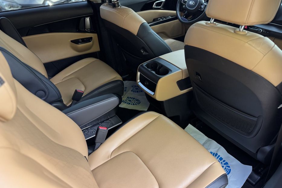 Продам Kia Carnival COMIS 9-місць 2021 года в г. Умань, Черкасская область