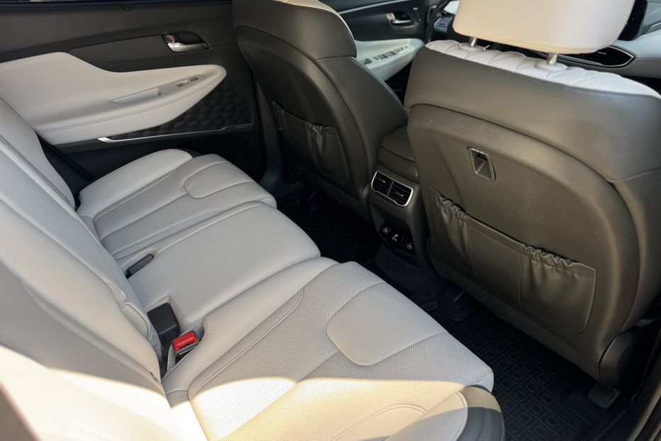Продам Hyundai Santa FE COMIS  2021 года в г. Умань, Черкасская область