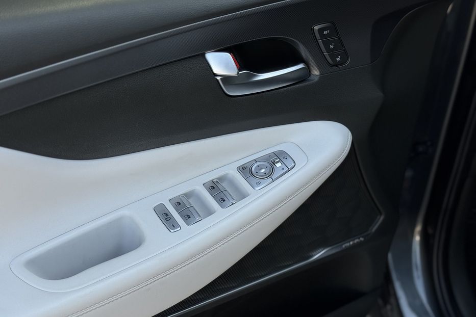 Продам Hyundai Santa FE COMIS  2021 года в г. Умань, Черкасская область