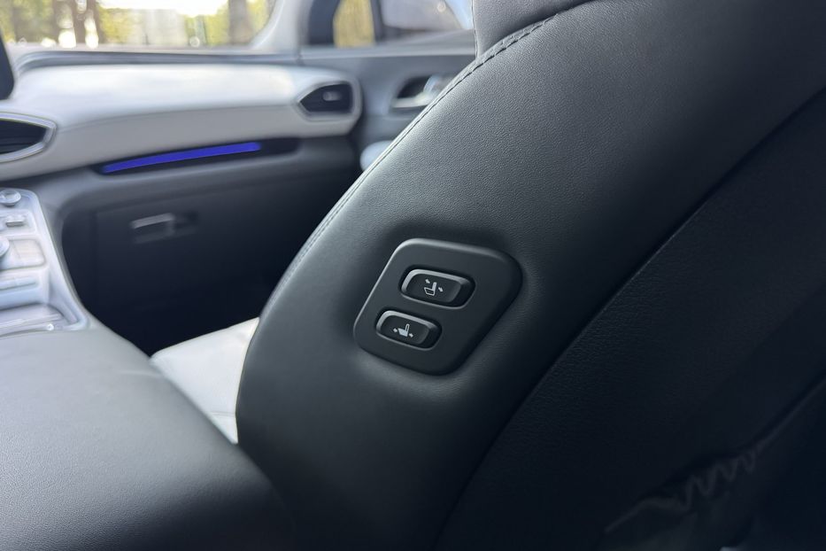 Продам Hyundai Santa FE COMIS  2021 года в г. Умань, Черкасская область