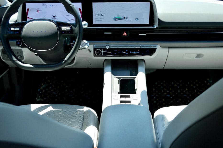 Продам Hyundai Ioniq 6 AWD 2024 года в Одессе