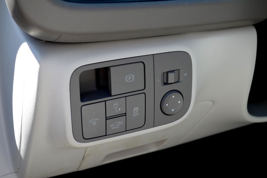 Продам Hyundai Ioniq 6 AWD 2024 года в Одессе