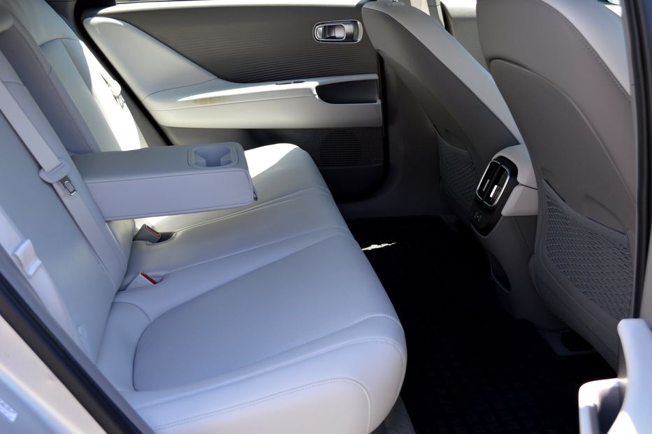 Продам Hyundai Ioniq 6 AWD 2024 года в Одессе